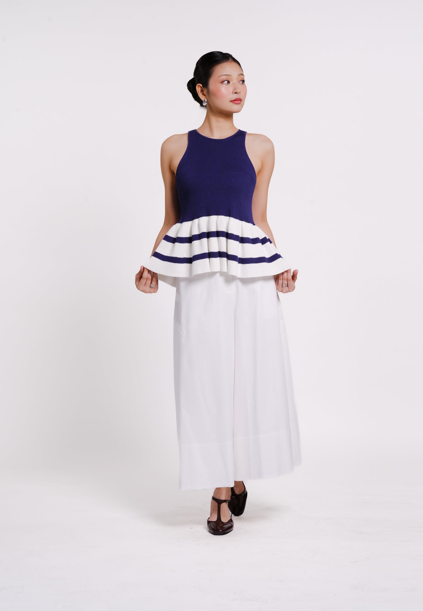 Benzon Sleeveless Top (Navy/White)