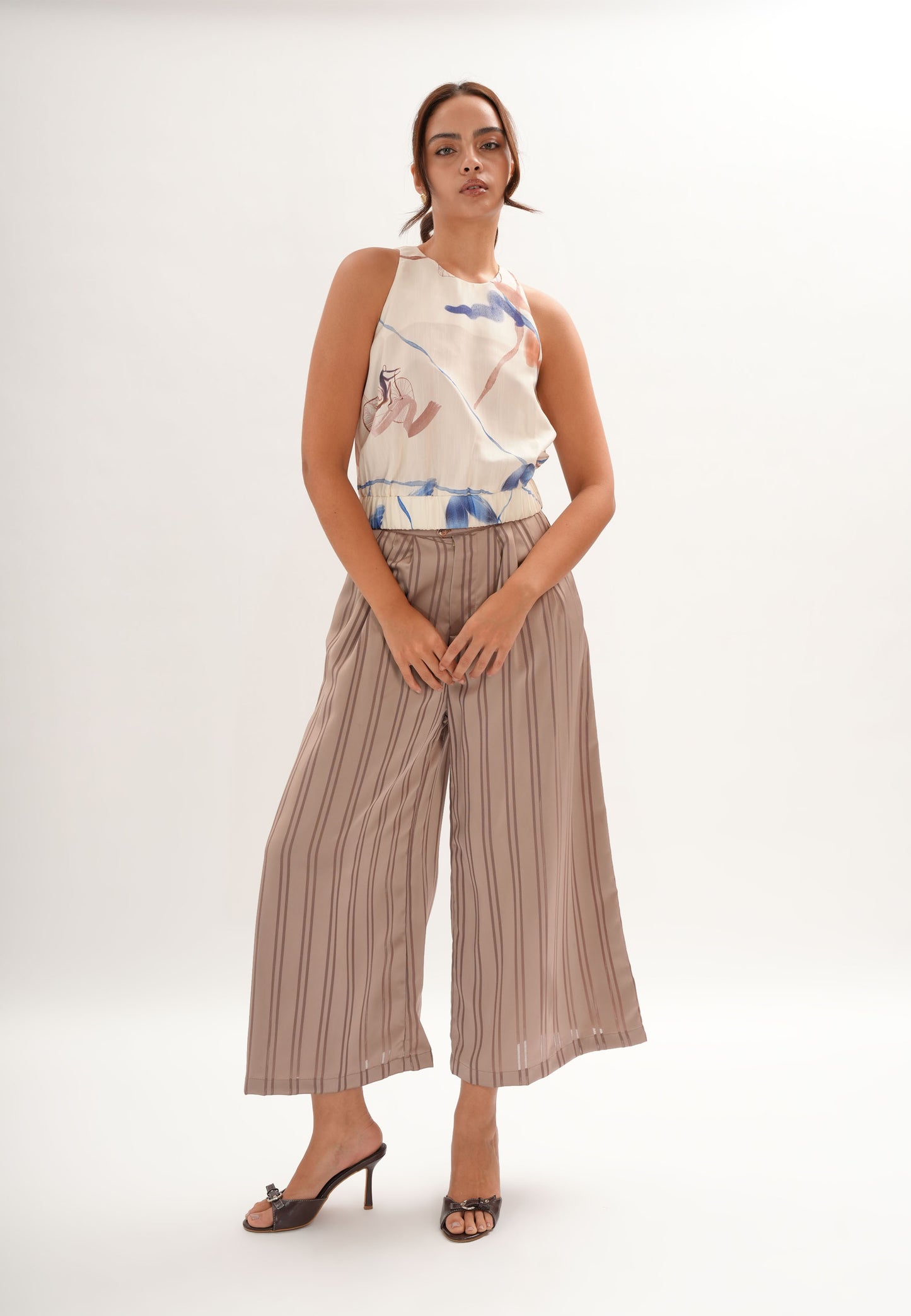 Fiasco Sleeveless Top (Printed Cream)