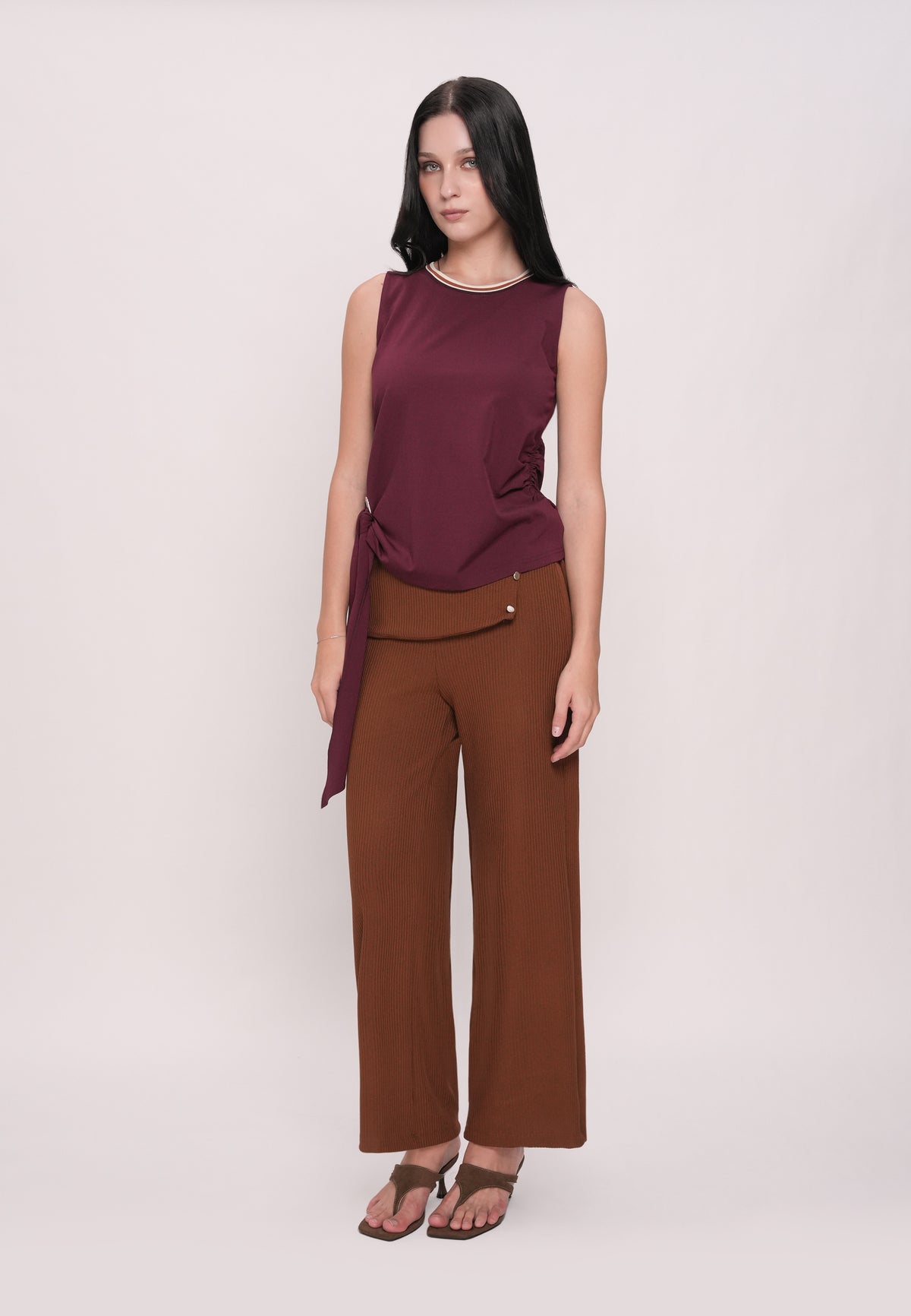 Honeydrew Sleeveless Top (Wine)