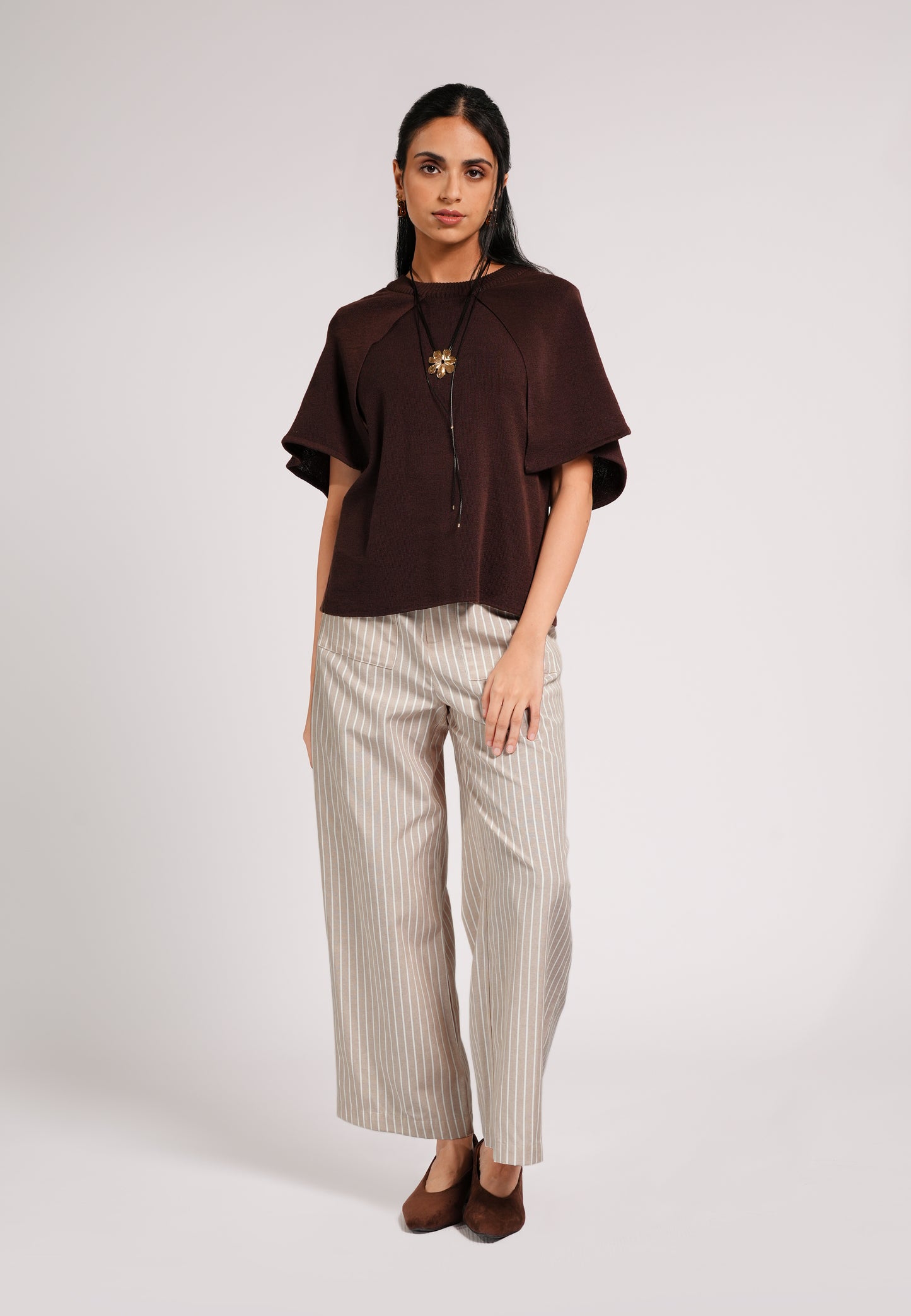 Cielo Short Sleeve Top (Dark Brown)