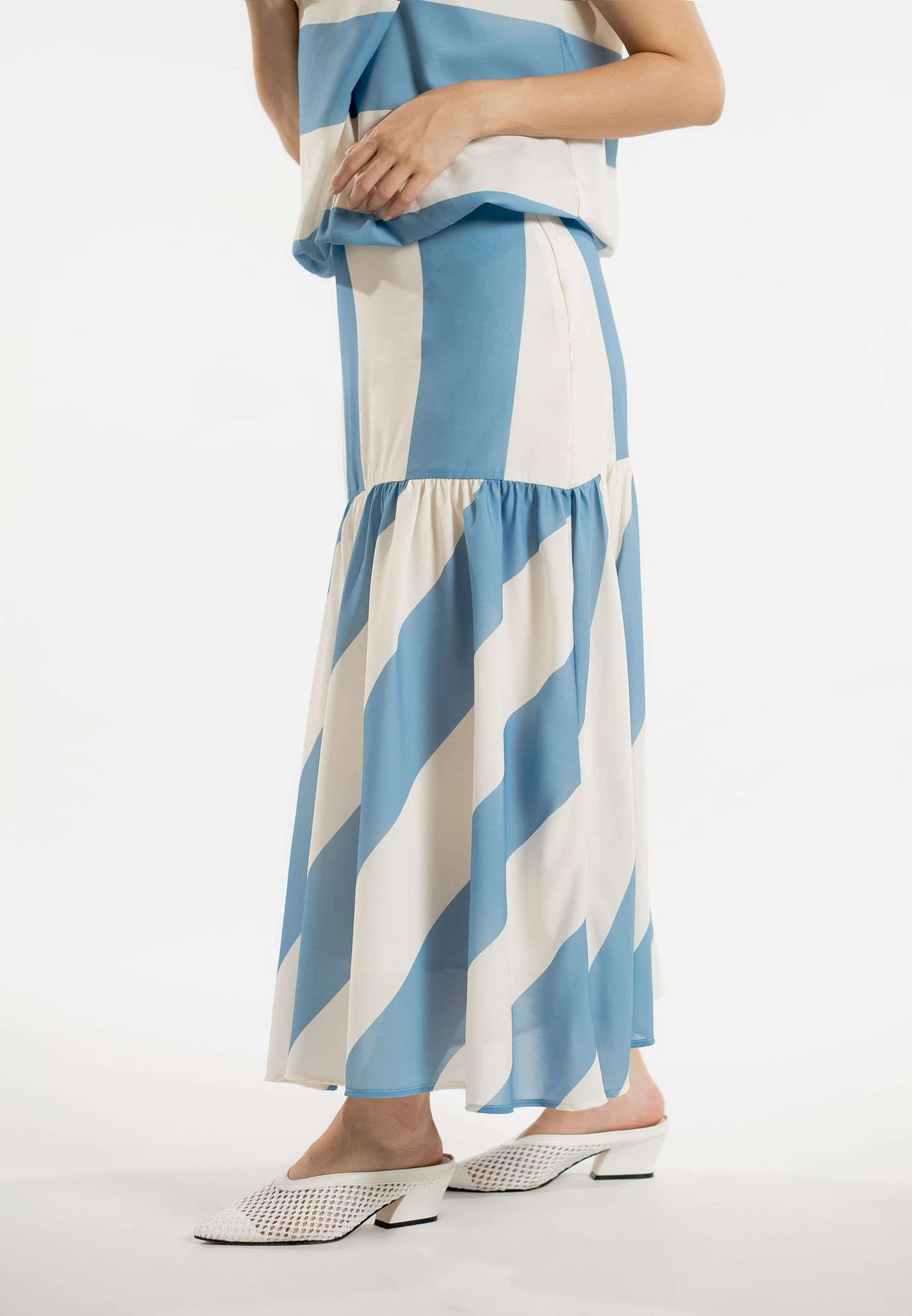 Raf Line Skirt (Striped Blue)