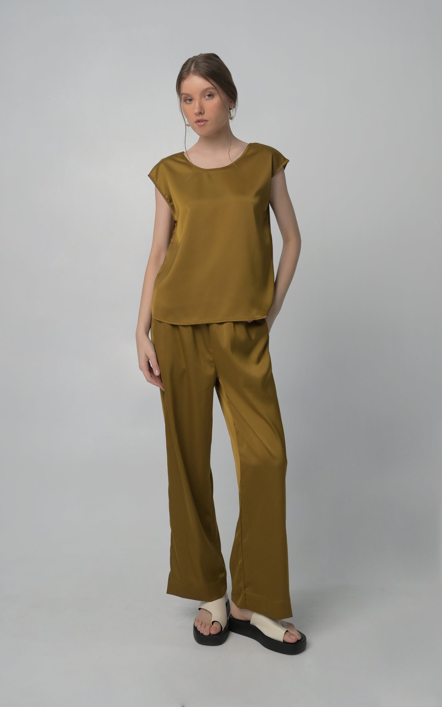 RAF Auckley Sleeveless Top And Pants (Bronze)