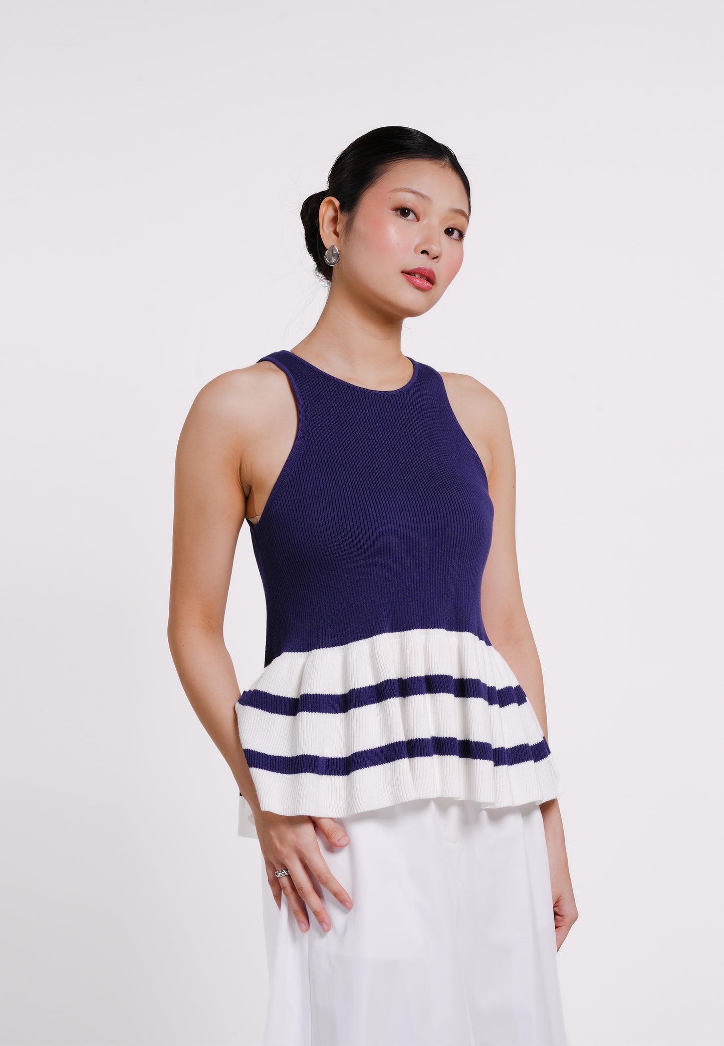 Benzon Sleeveless Top (Navy/White)