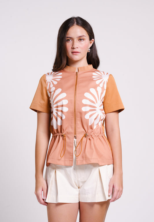 Brettle Short Sleeve Top (Spot Print Camel)