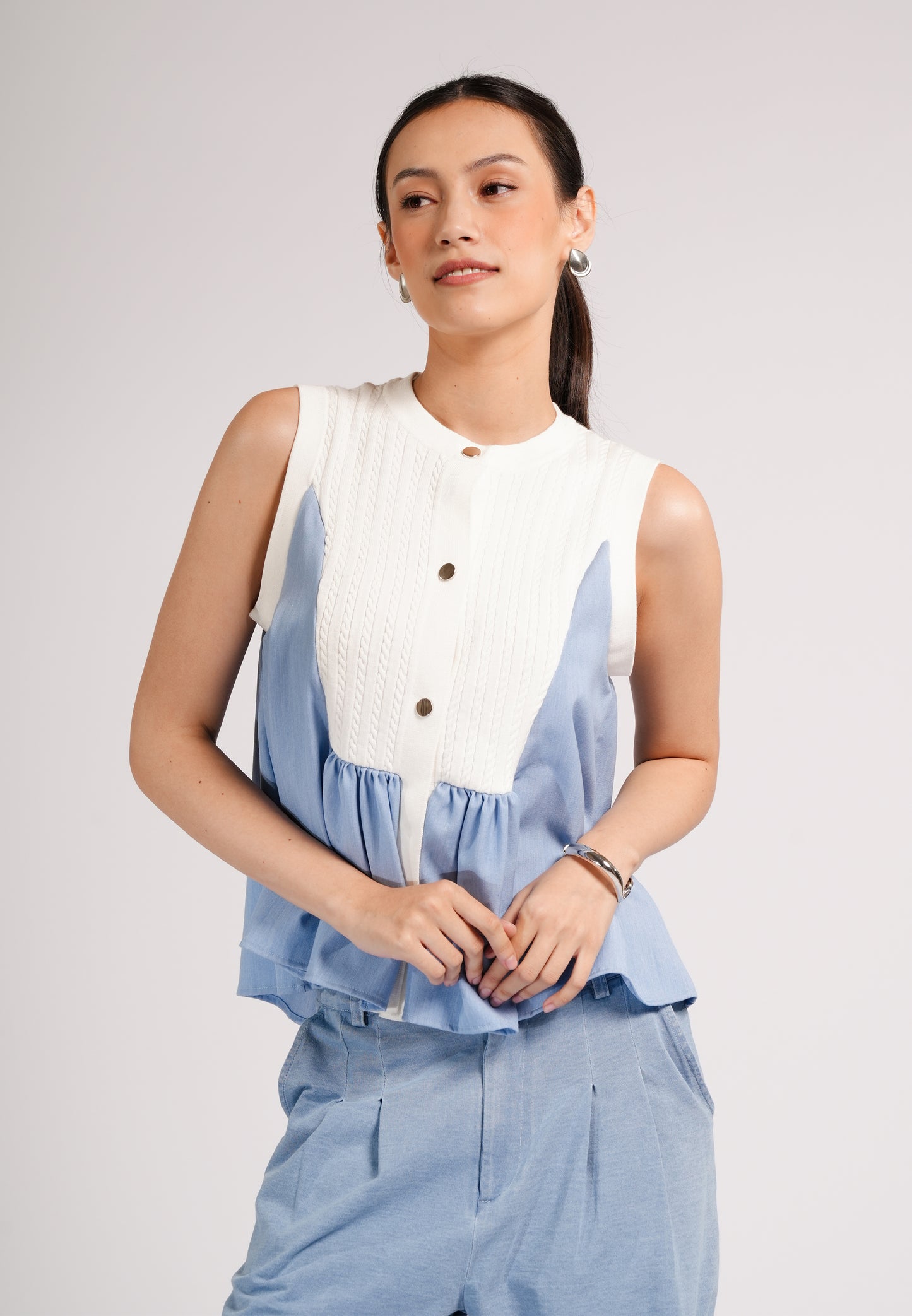 DNM Studios 2026 Drew Sleeveless Top (White/Blue)