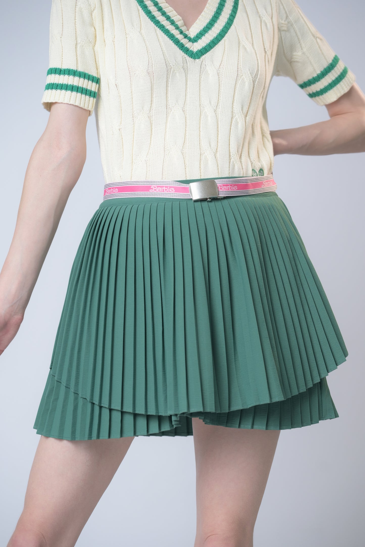 Barbie ❤ Plains & Prints Euphoria Pleated Skort (Green)