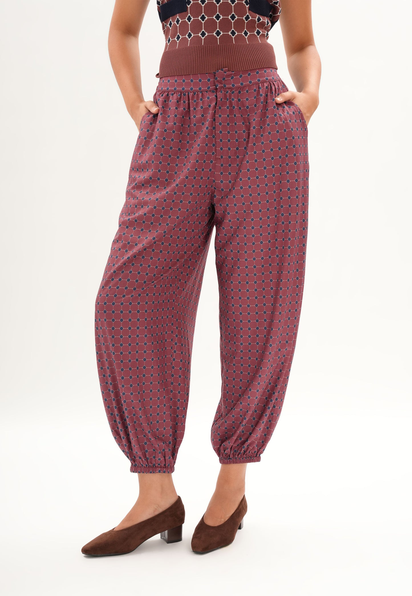 Feign Pants  (Printed Maroon)