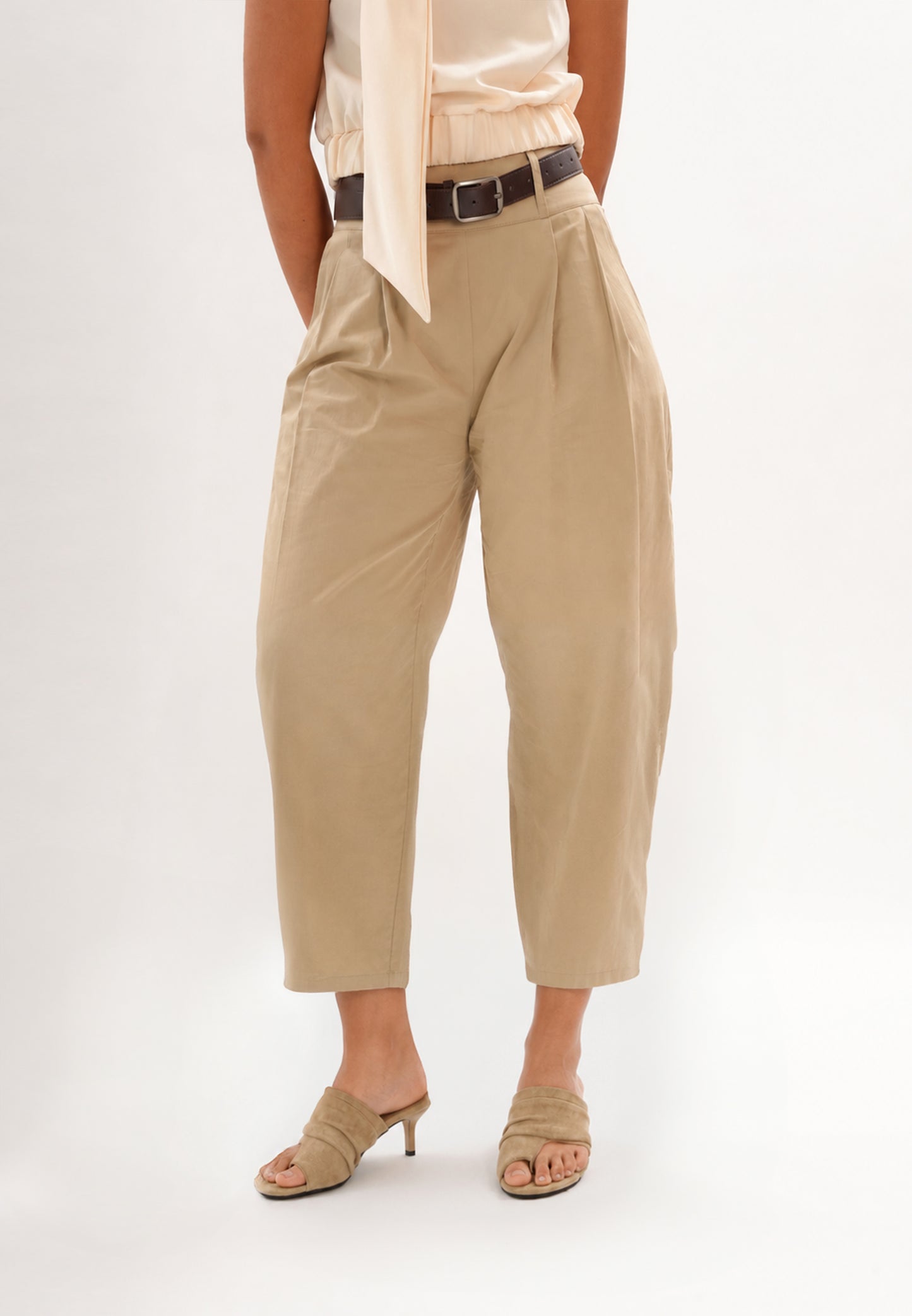 Foxy Pants  (Khaki)