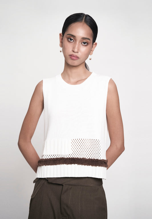 Genra Sleeveless Top (Spot Print Offwhite)