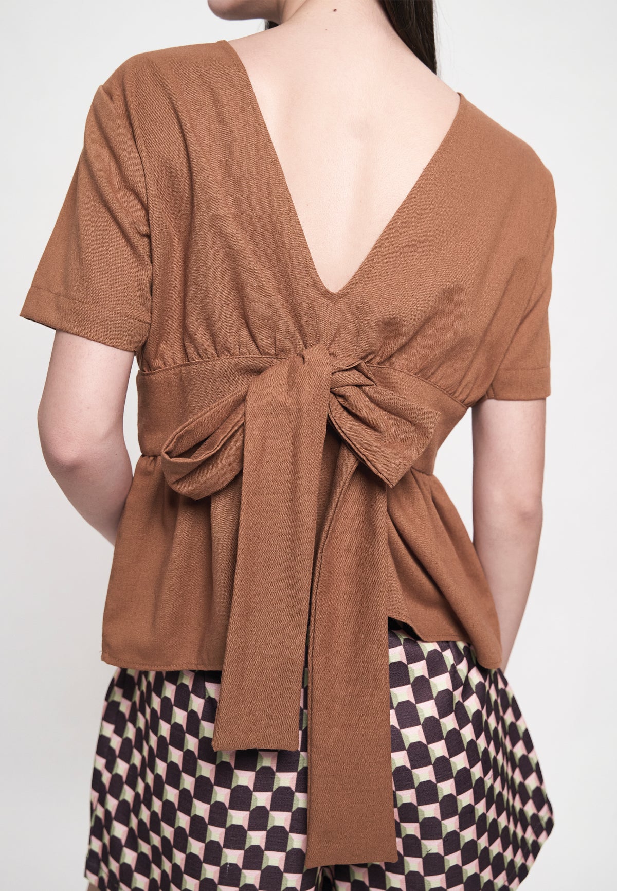 Grady Short Sleeve Top (Toffee )