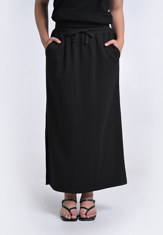 Archetype Travel Hennan Skirt (Black)