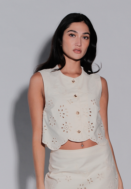 Holiday 2025 Jazzey Sleeveless Top (Beige)