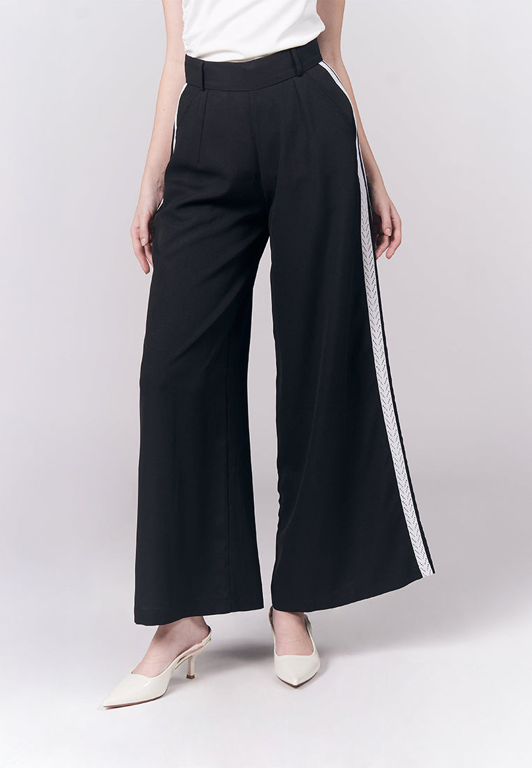 Justified Pants (Black)