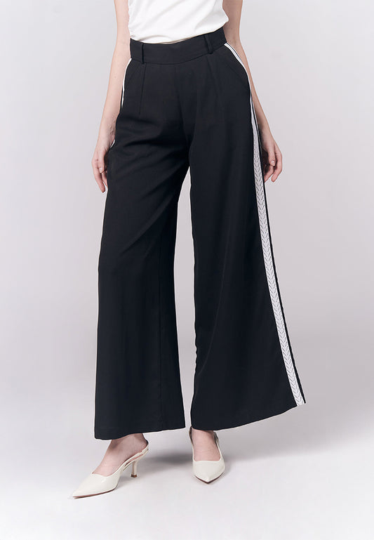 Justified Pants (Black)