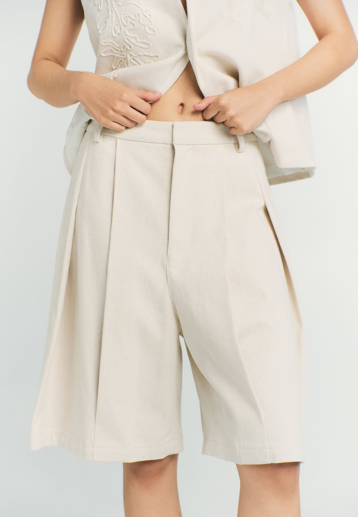 RAF Quarter Shorts (Khaki)