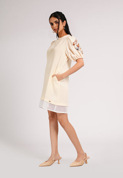 Candid Short Sleeve Dress (Spot Print Beige)
