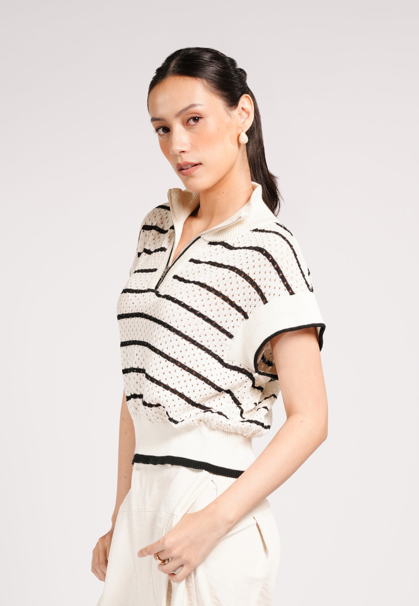 Cooper Extended Sleeve Top (Striped Cream)
