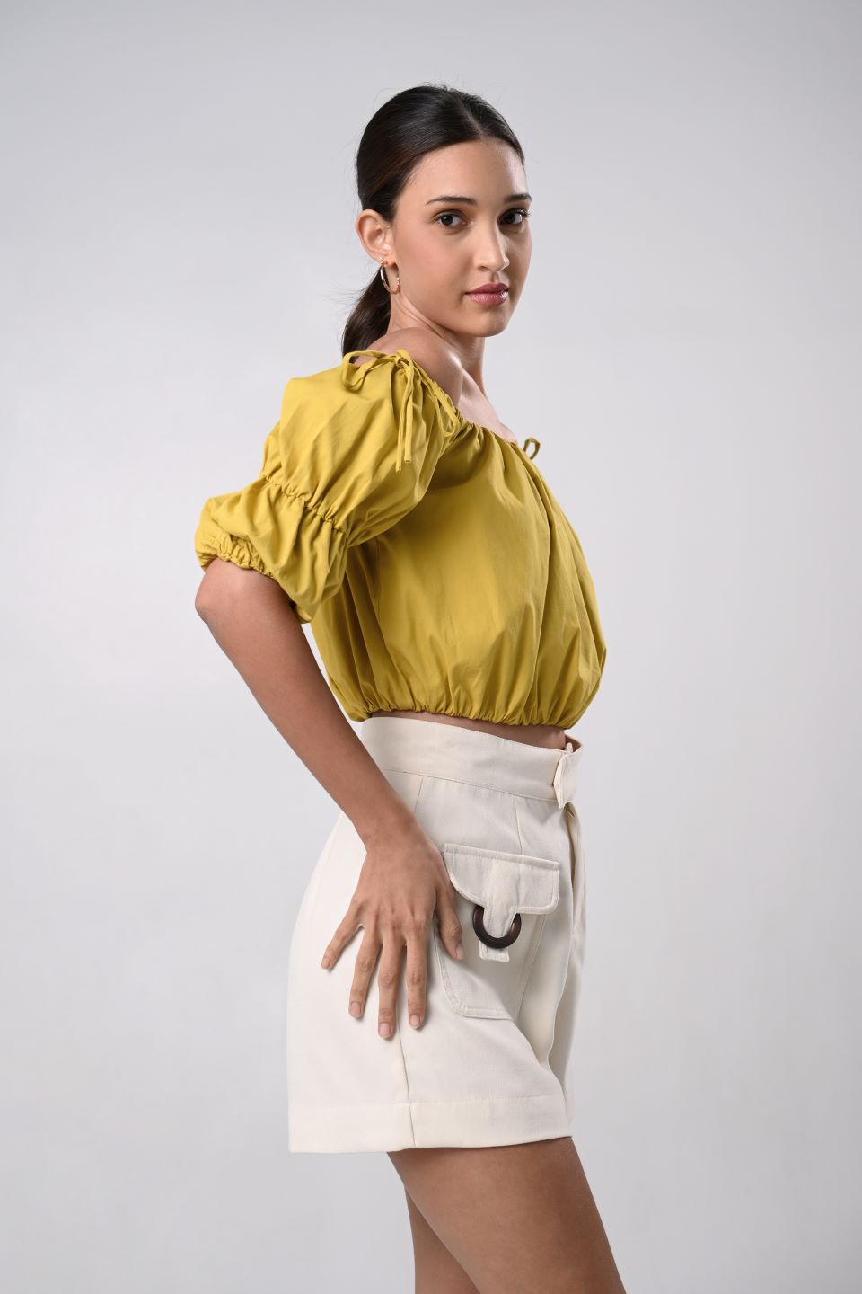 Dallas Short Sleeve Offshoulder Top (Mustard)