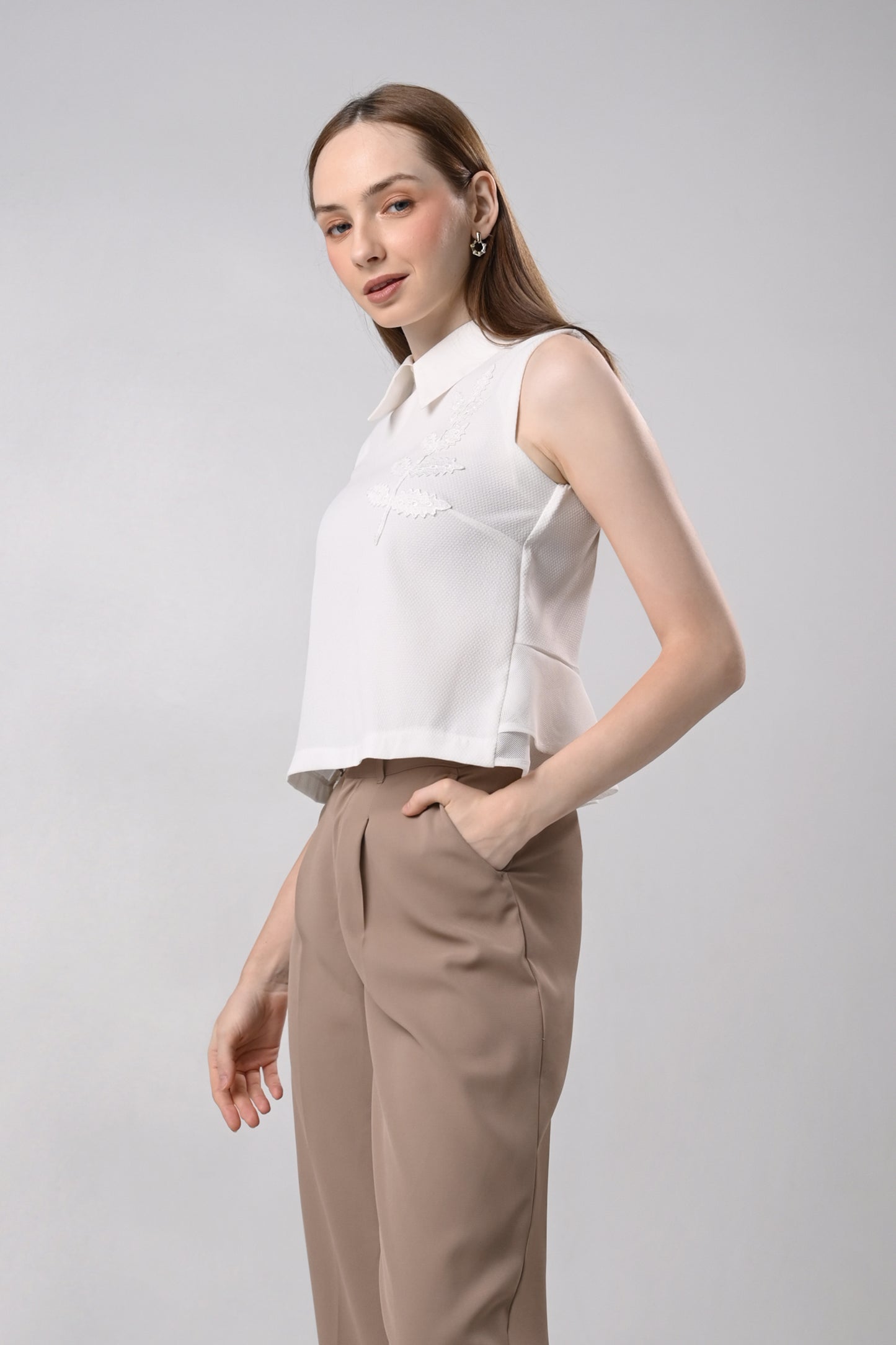 Demy Sleeveless Top (White)