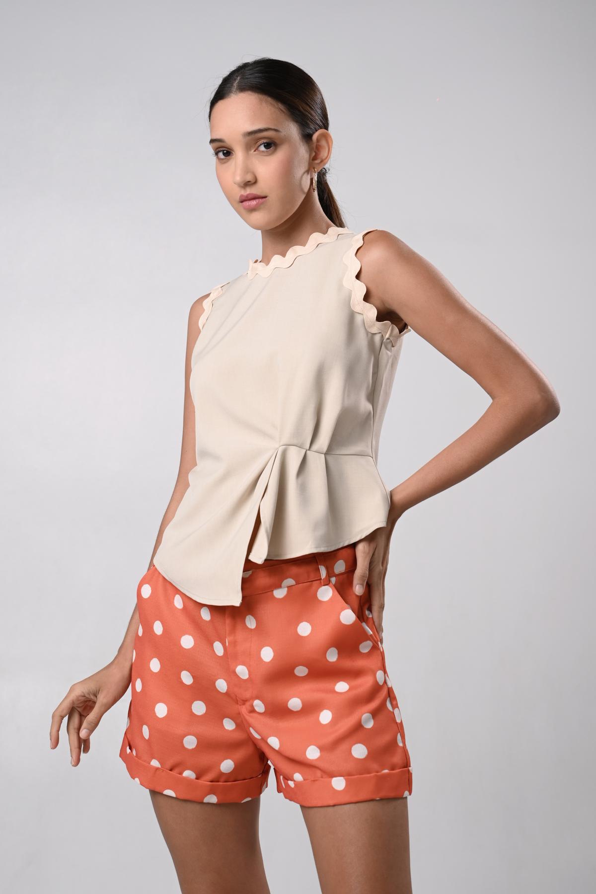 Dessle Sleeveless Top (Beige)