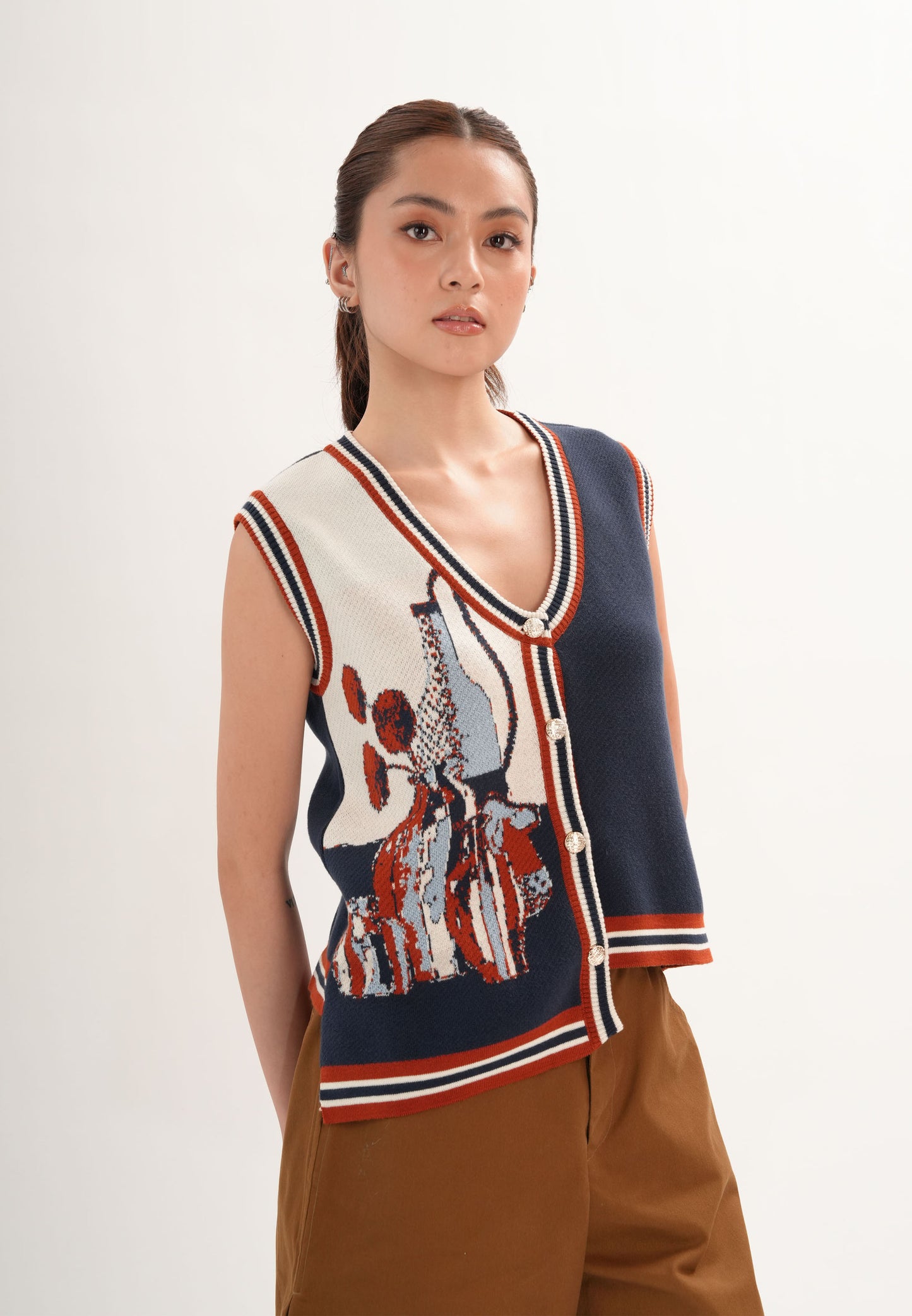 Farah Sleeveless Top (Spot Print Navy)