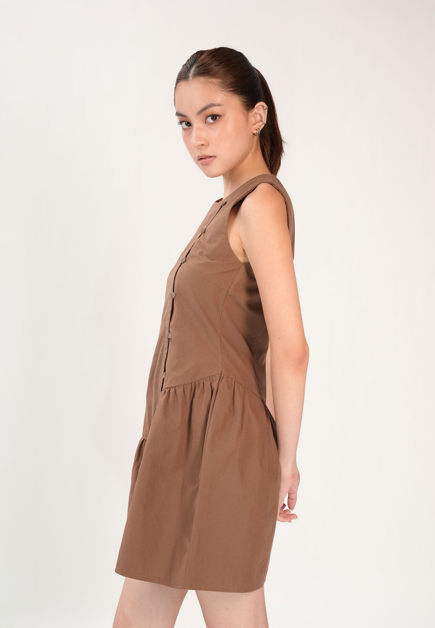 Fellon Sleeveless Dress (Brown)