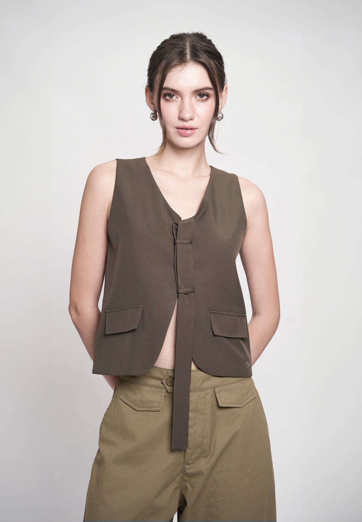 Grey Sleeveless Top (Brown )