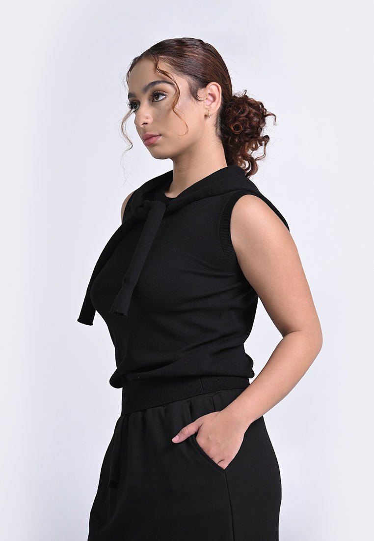 Archetype Travel Hennan Sleeveless Top (Black)