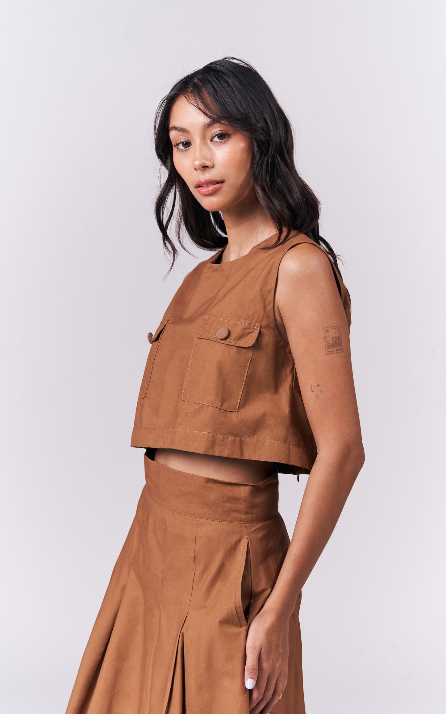 Ilise Sleeveless Top (Brown)