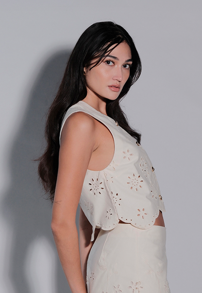 Holiday 2025 Jazzey Sleeveless Top (Beige)