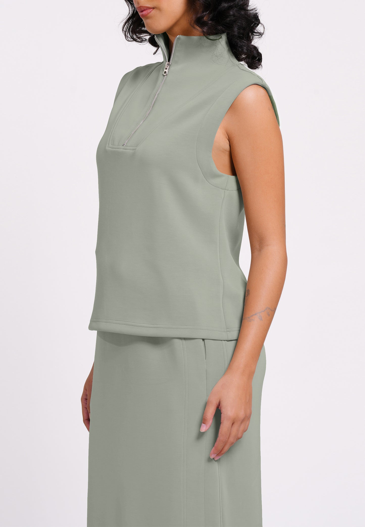 Raf Neat Sleeveless Top (Sage)