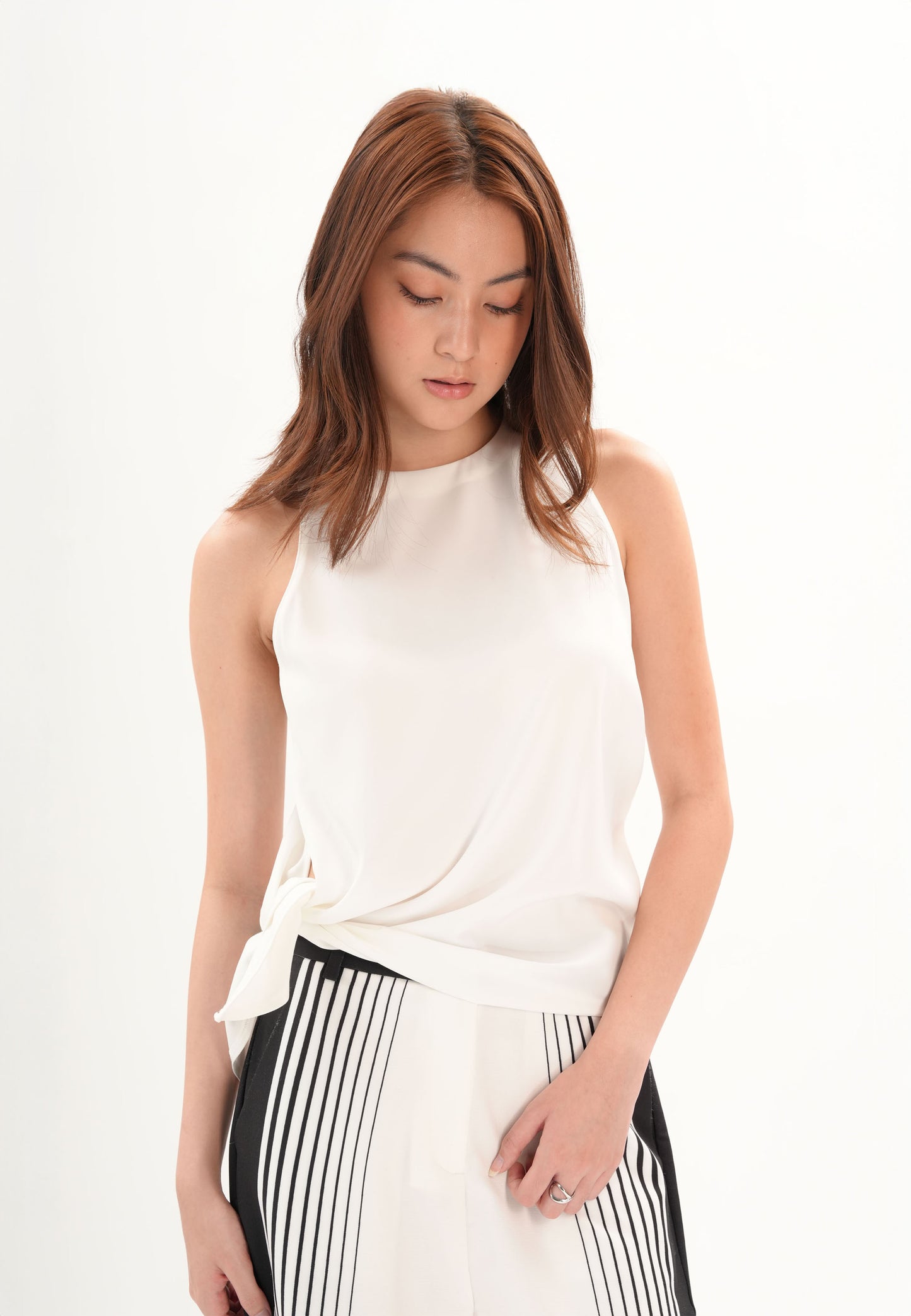 Archetype Refined Caviar Sleeveless Top (Offwhite)