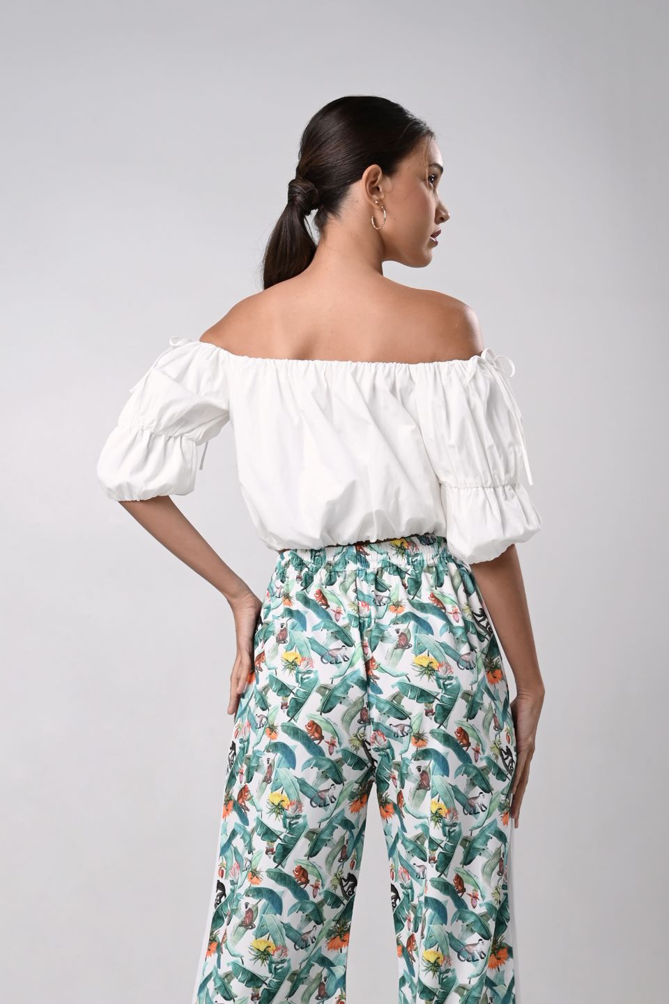 Dallas Short Sleeve Offshoulder Top (Offwhite)