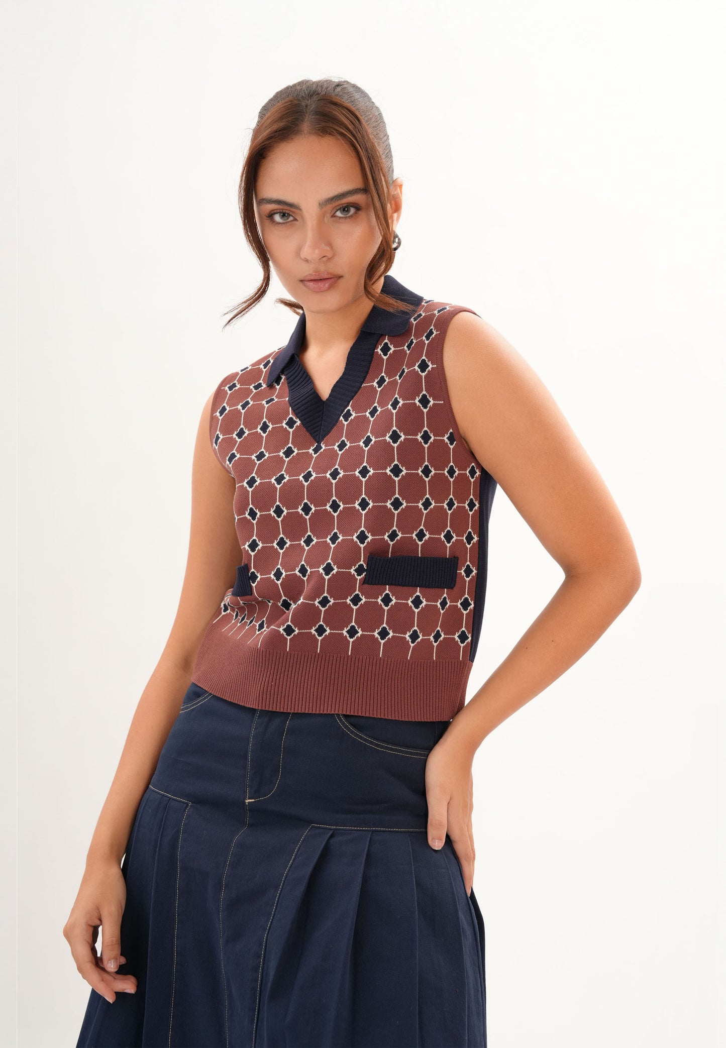 Feign Sleeveless Top (Printed Maroon)