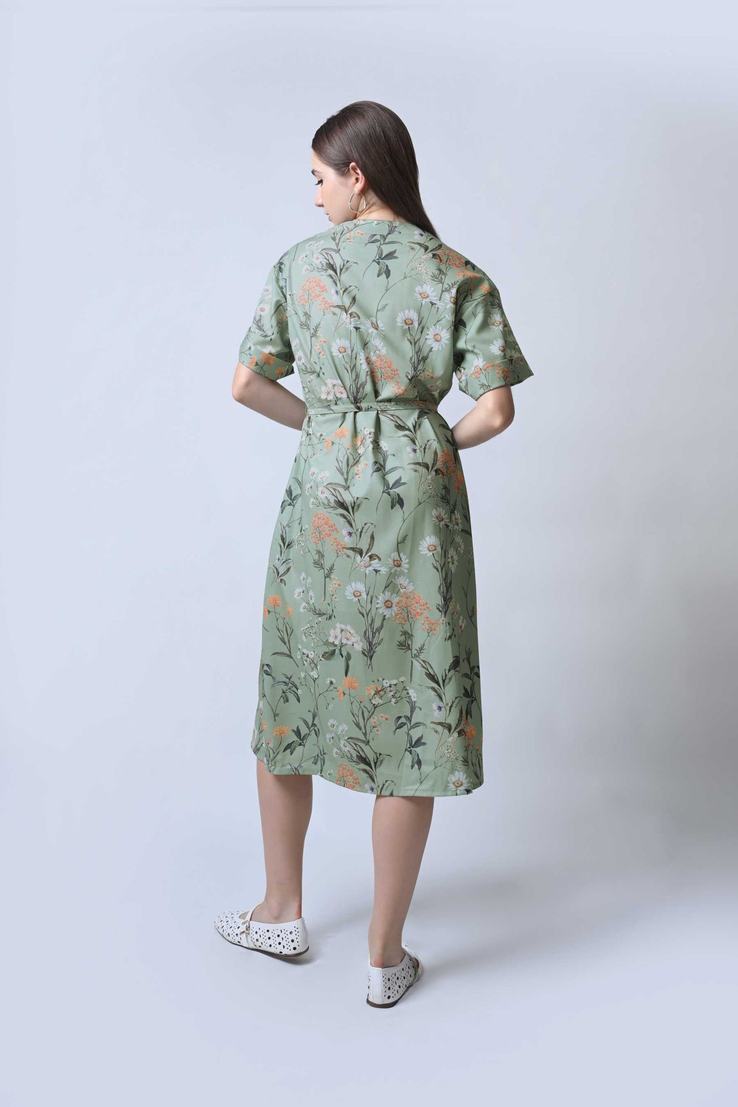 Flaura Short Sleeve Midi Dress (Multi)