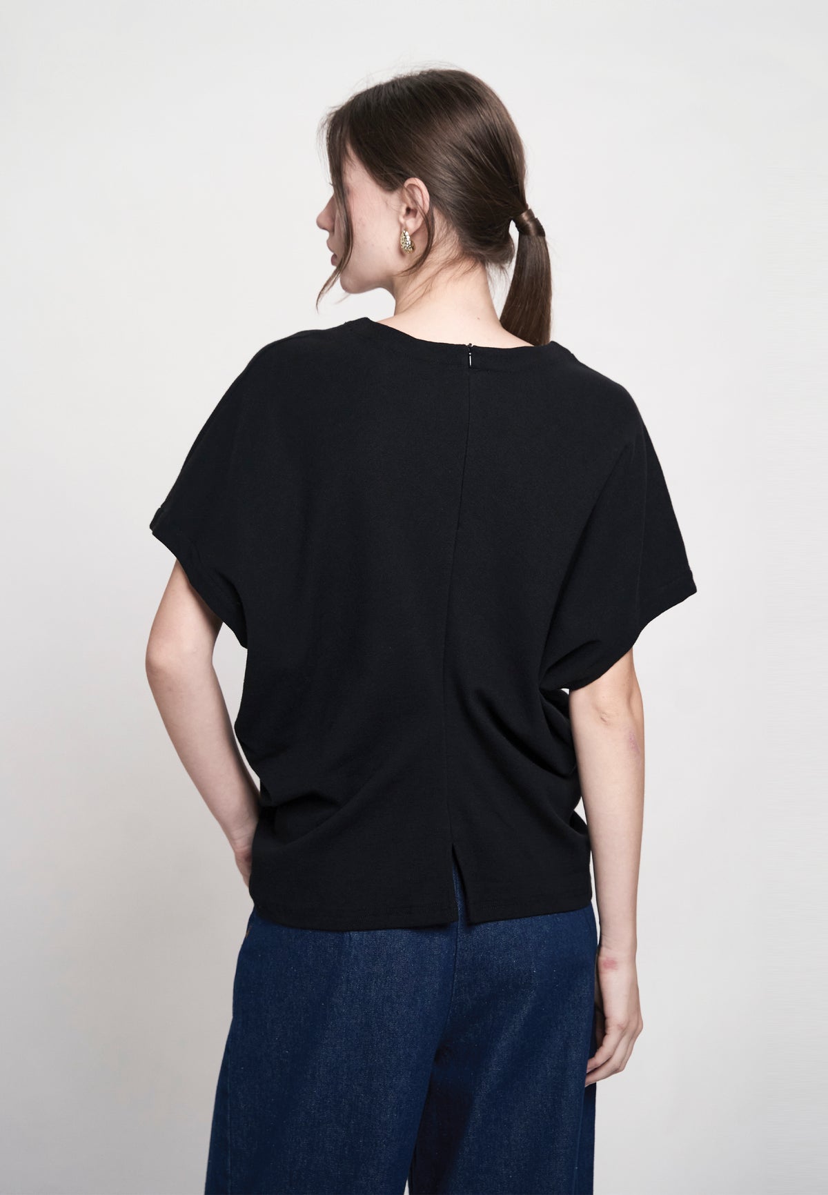 Genesy Short Sleeve Top (Black)