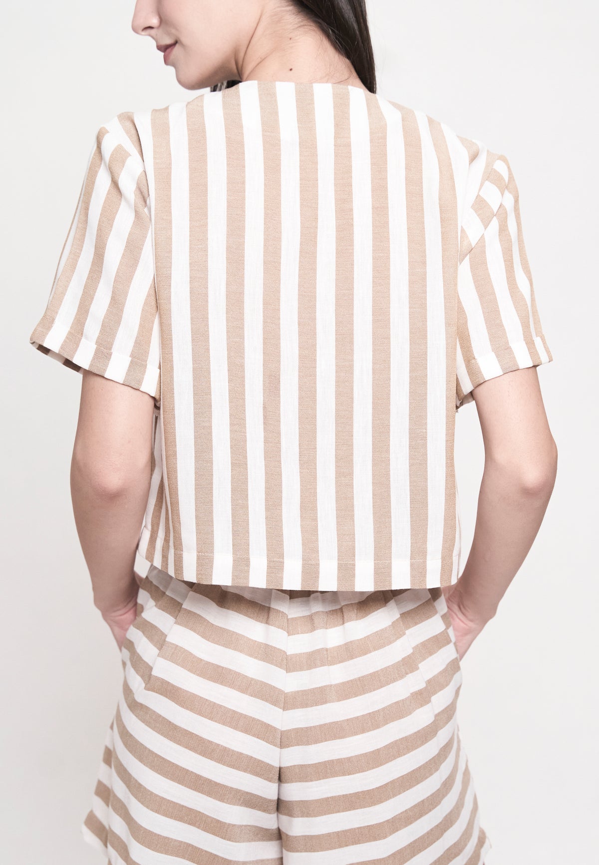 Graham Short Sleeve Top (Striped Brown)