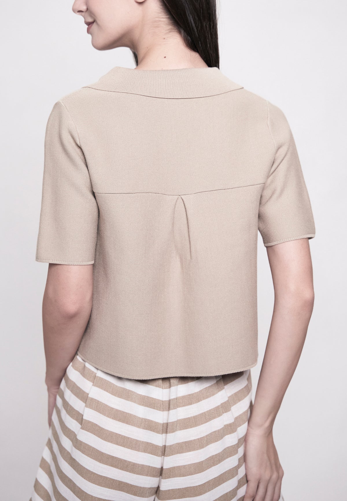 Guanna Short Sleeve Top (Taupe)