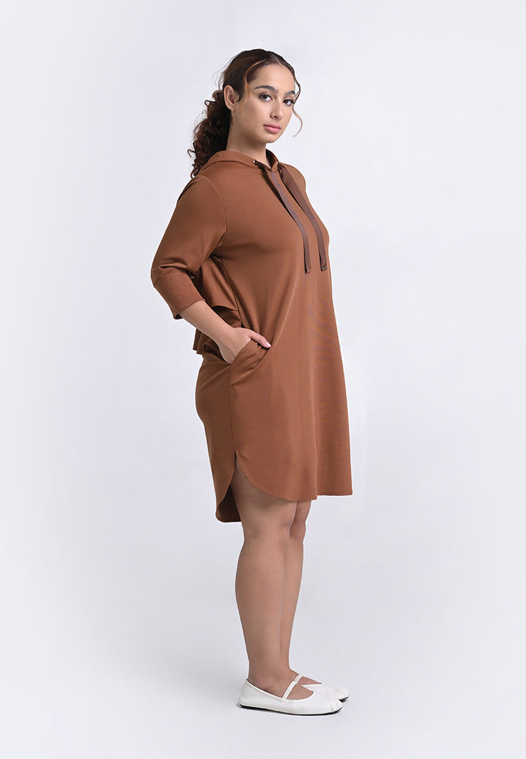 Archetype Travel Healy Quarter Sleeve Dress (Toffee)