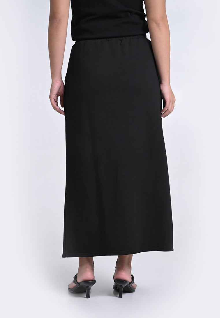 Archetype Travel Hennan Skirt (Black)