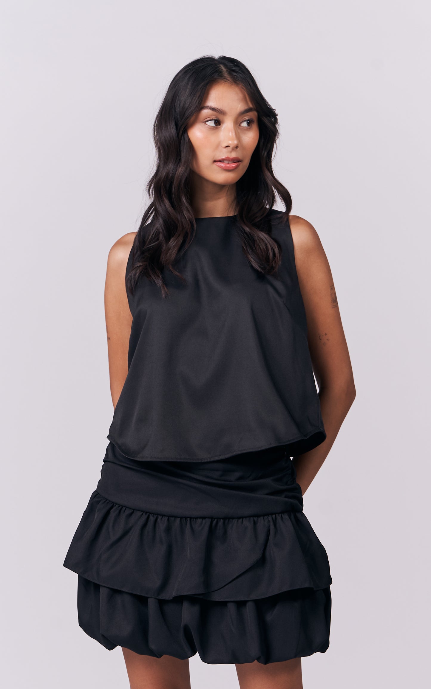 Jianna Sleeveless Top (Black)