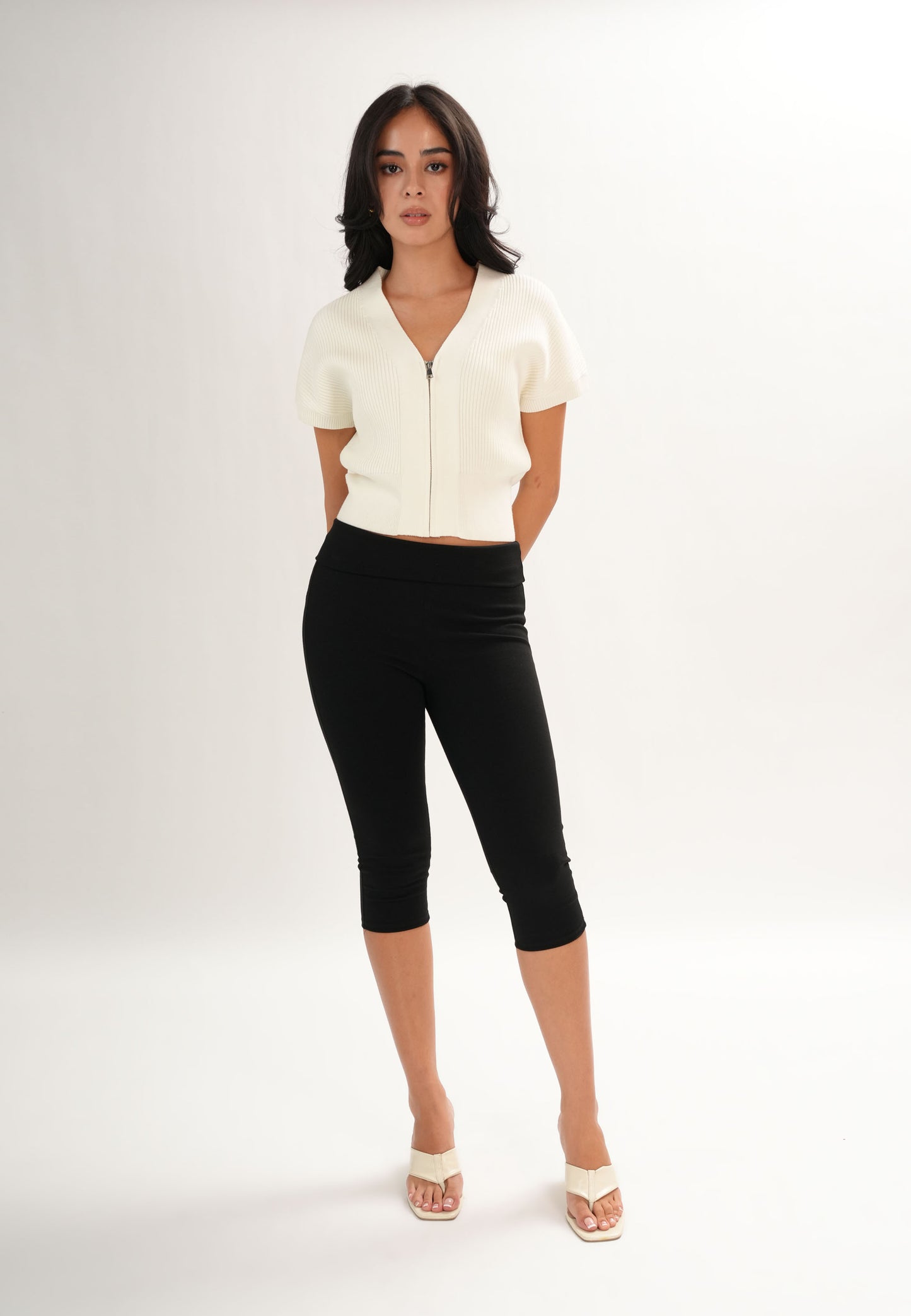 Archetype Refined Asphalt Extended Sleeve Top (Offwhite)