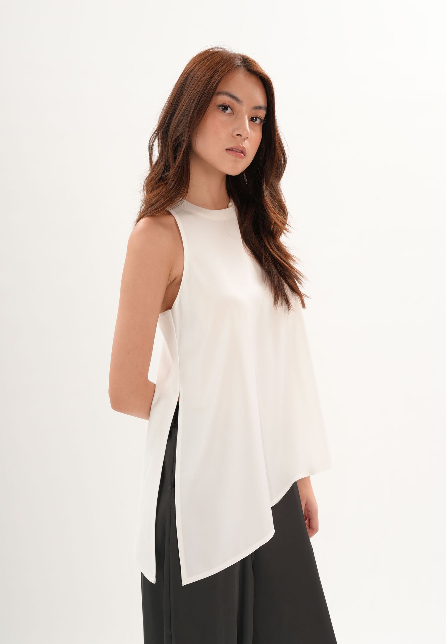 Archetype Refined Caviar Sleeveless Top (Offwhite)