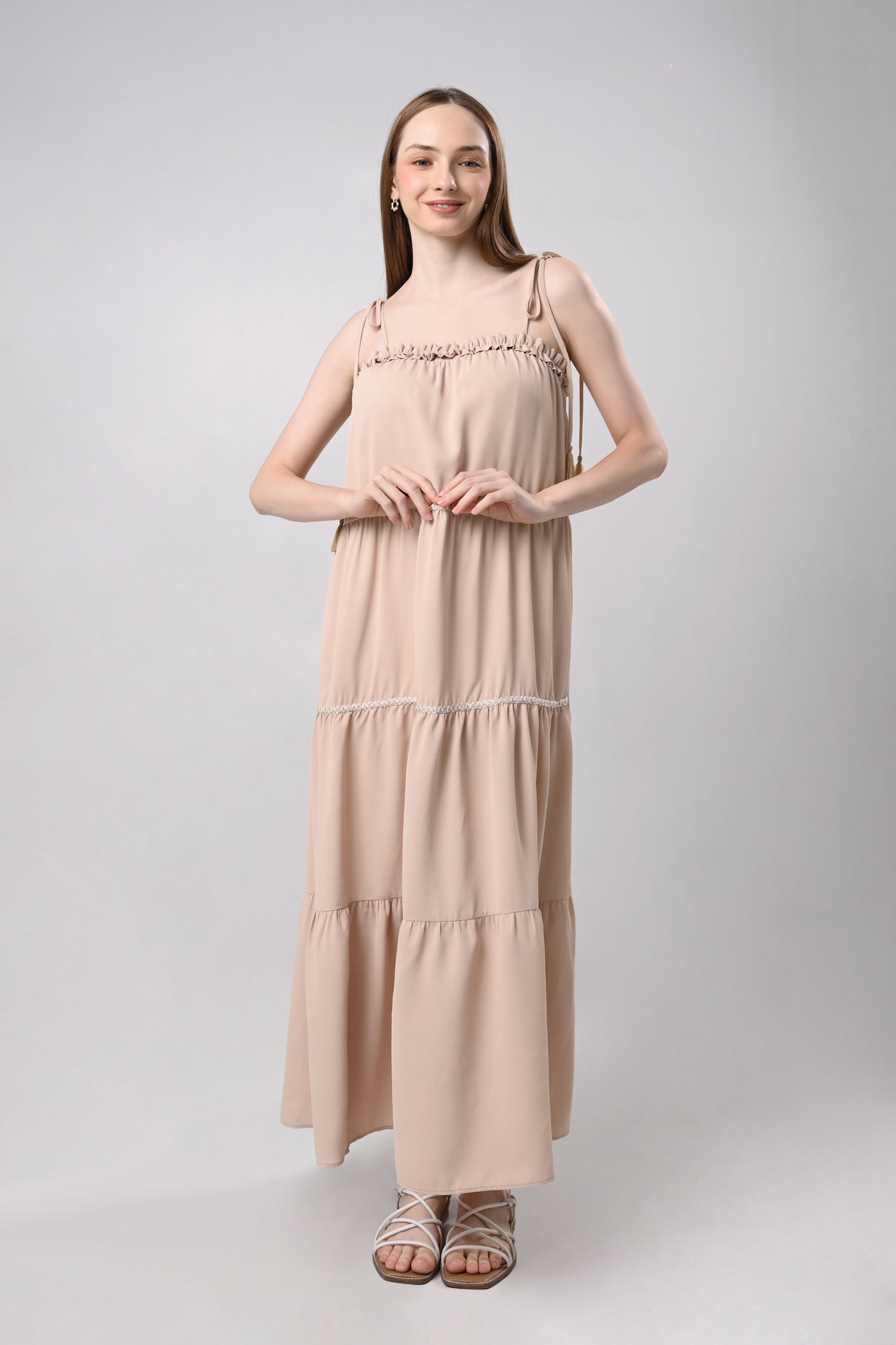 Devaunt Sleeveless Maxi Dress (Khaki)