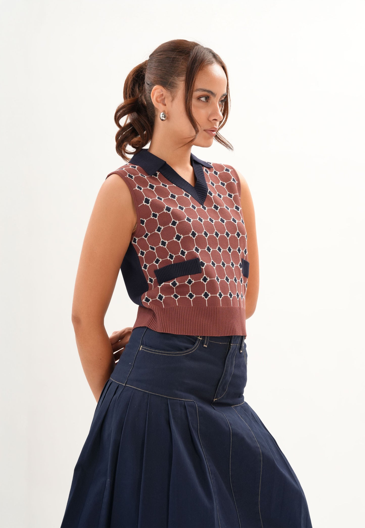 Feign Sleeveless Top (Printed Maroon)