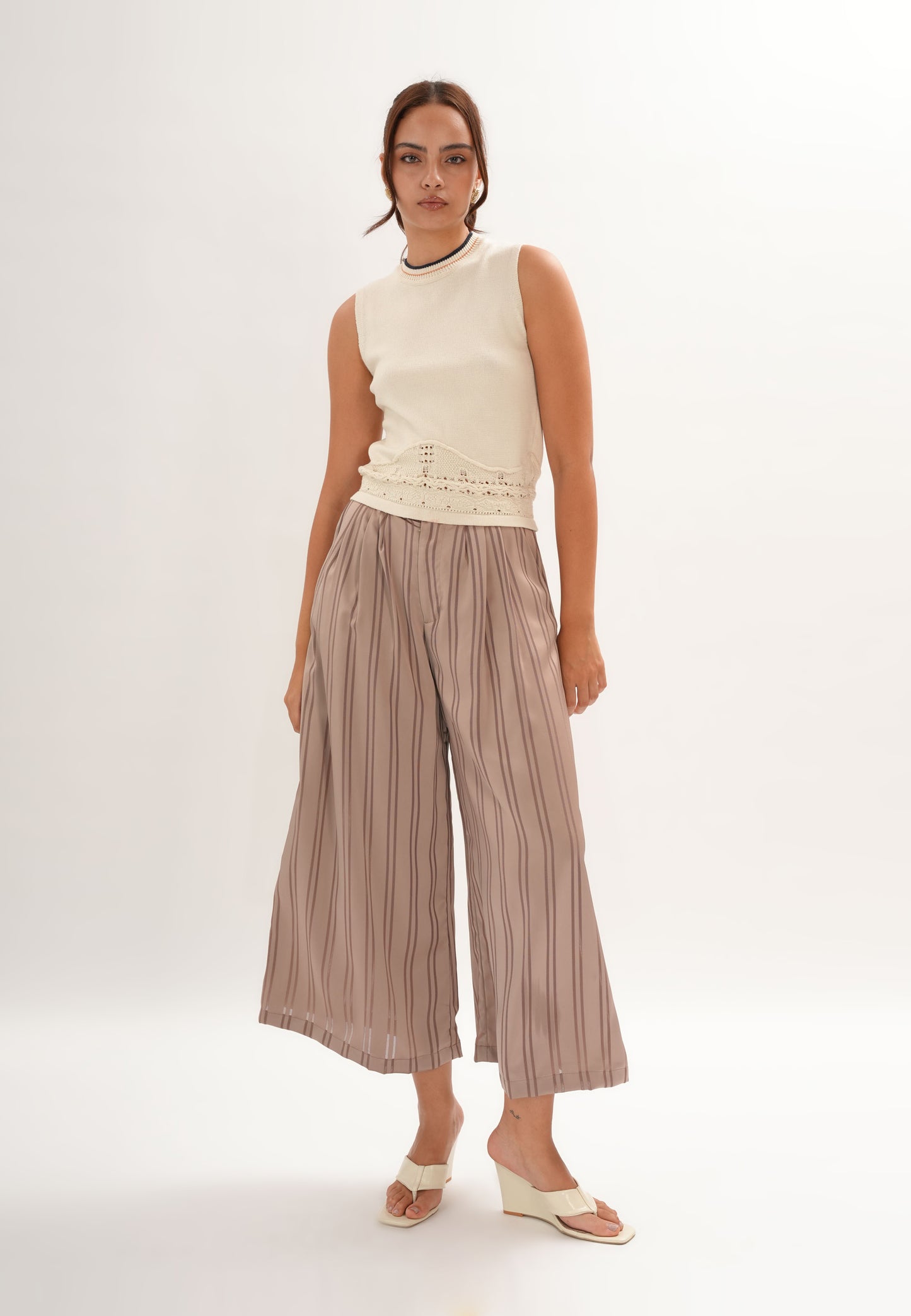Fishel Sleeveless Top (Cream)