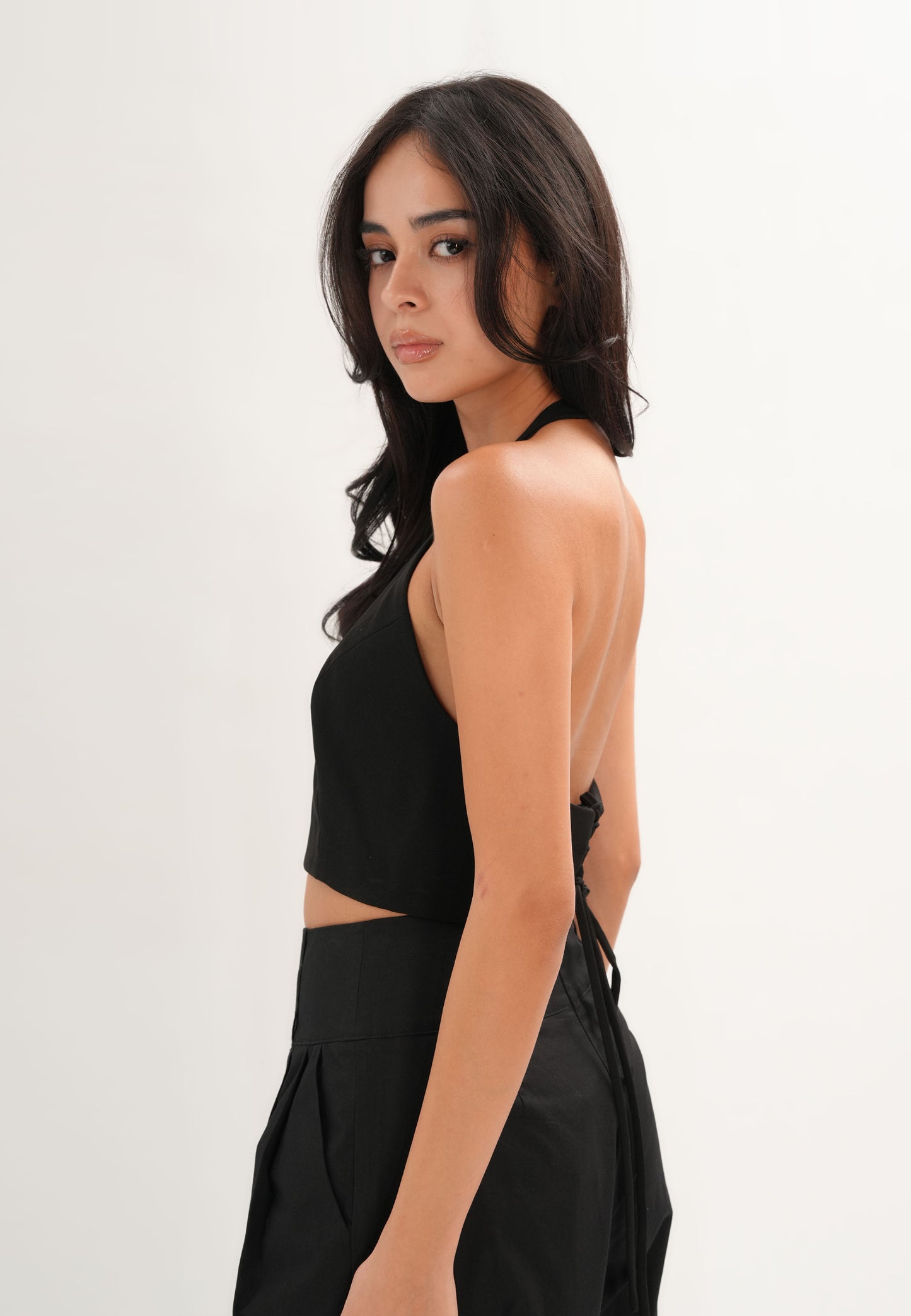 Folds Sleeveless Top (Black)