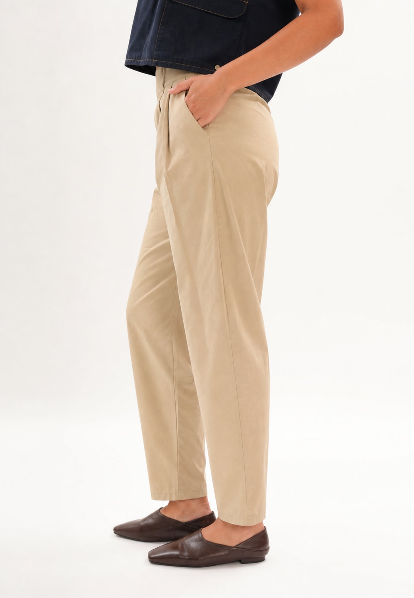 Foxy Pants  (Khaki)