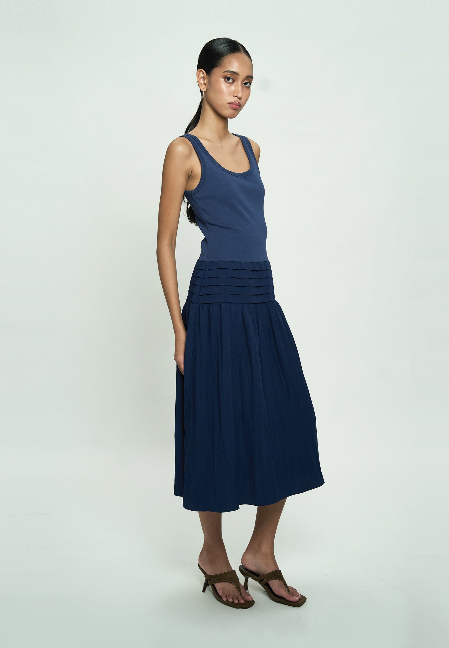 Garett Sleeveless Dress (Navy)