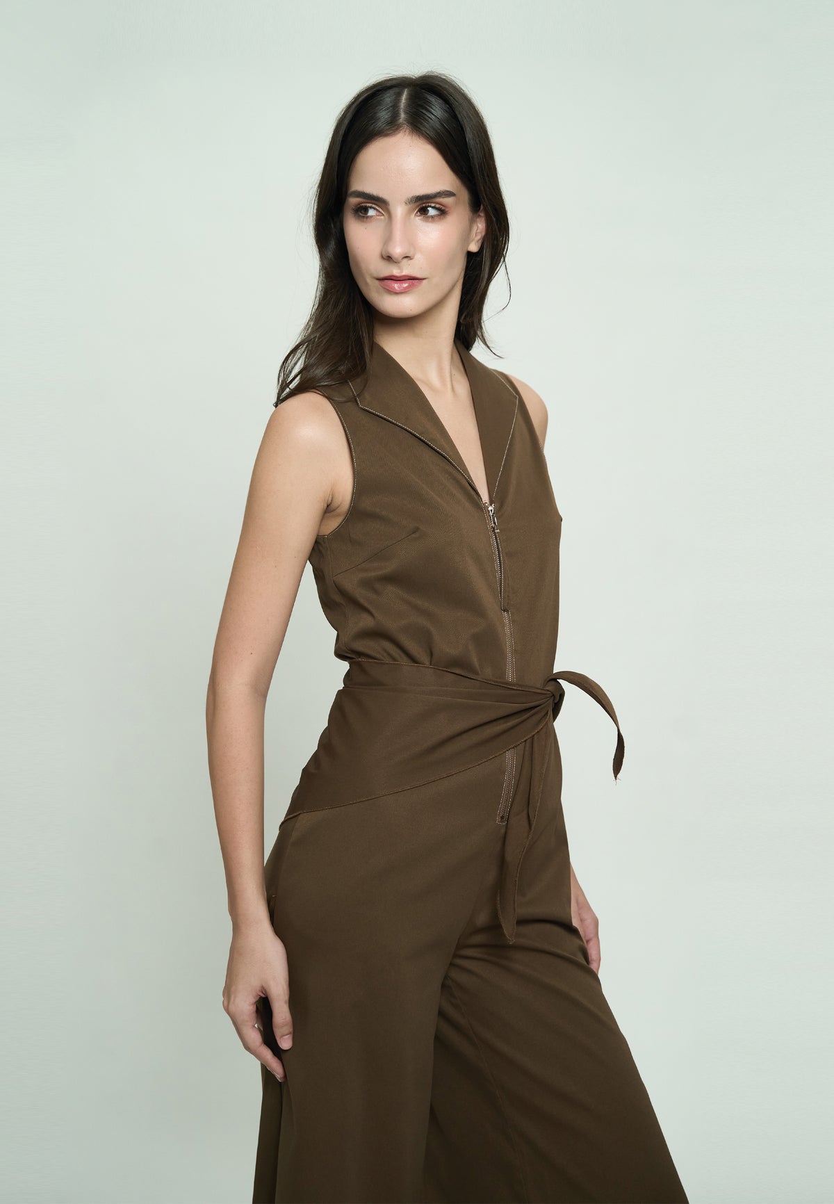 Giann Sleeveless Pantsuit W/ Scarf (Brown)
